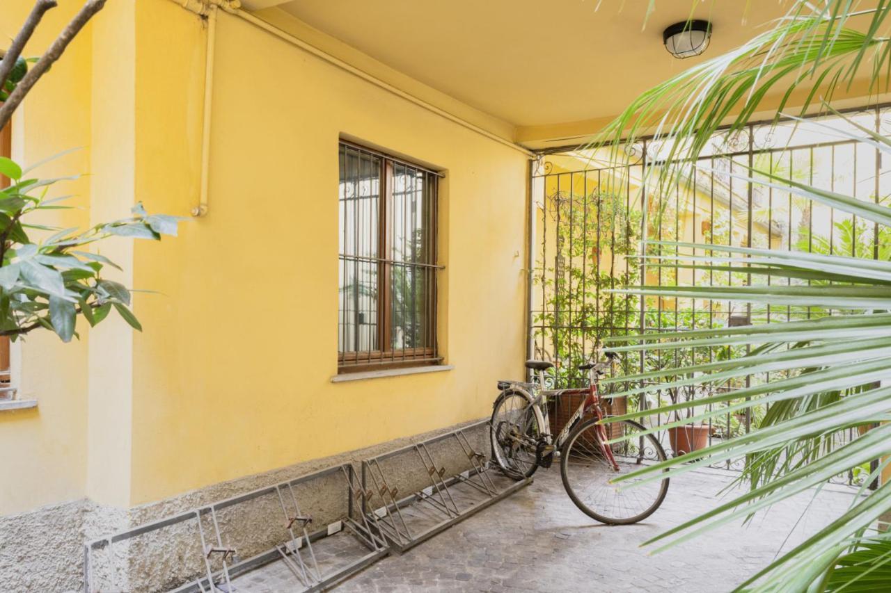 Easylife - Comodo Studio Con Terrazza Zona Navigli Мілан Екстер'єр фото