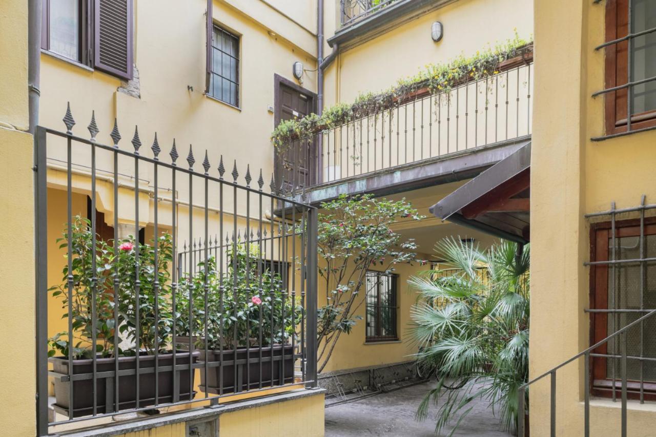 Easylife - Comodo Studio Con Terrazza Zona Navigli Мілан Екстер'єр фото